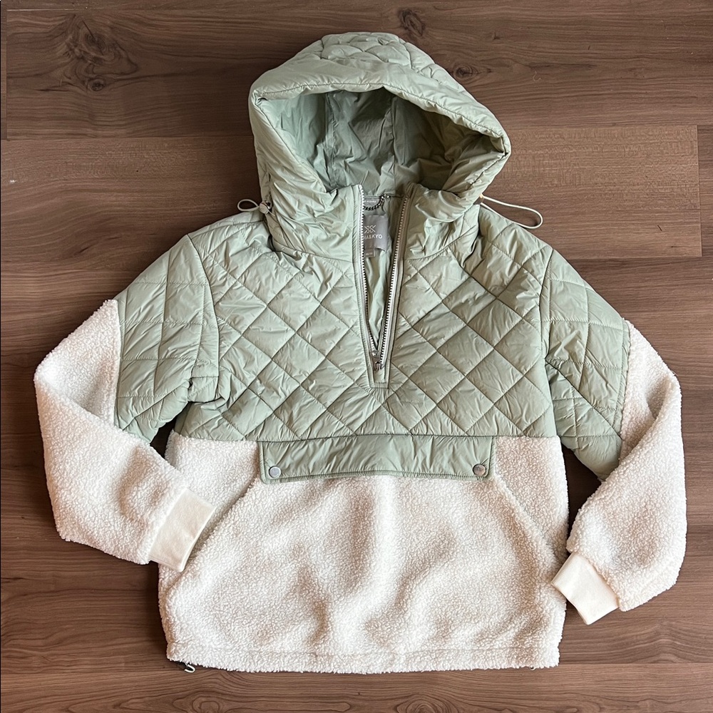 Womens Quilted Green and White Jacket